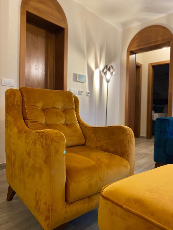 Apartment Caserma Kotor Buitenkant foto